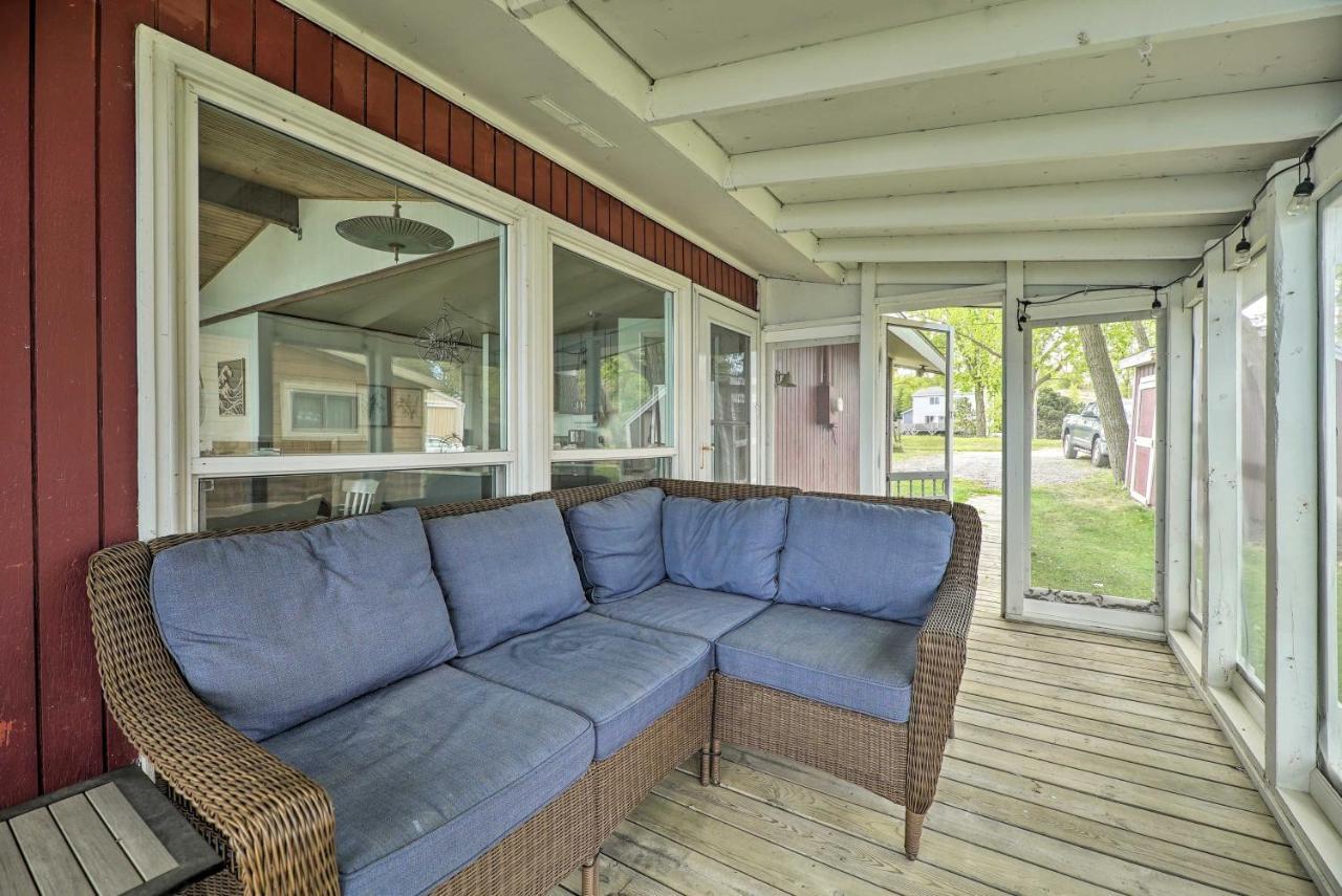 Lakefront Cottage Near Wineries And State Parks! Міерс Екстер'єр фото