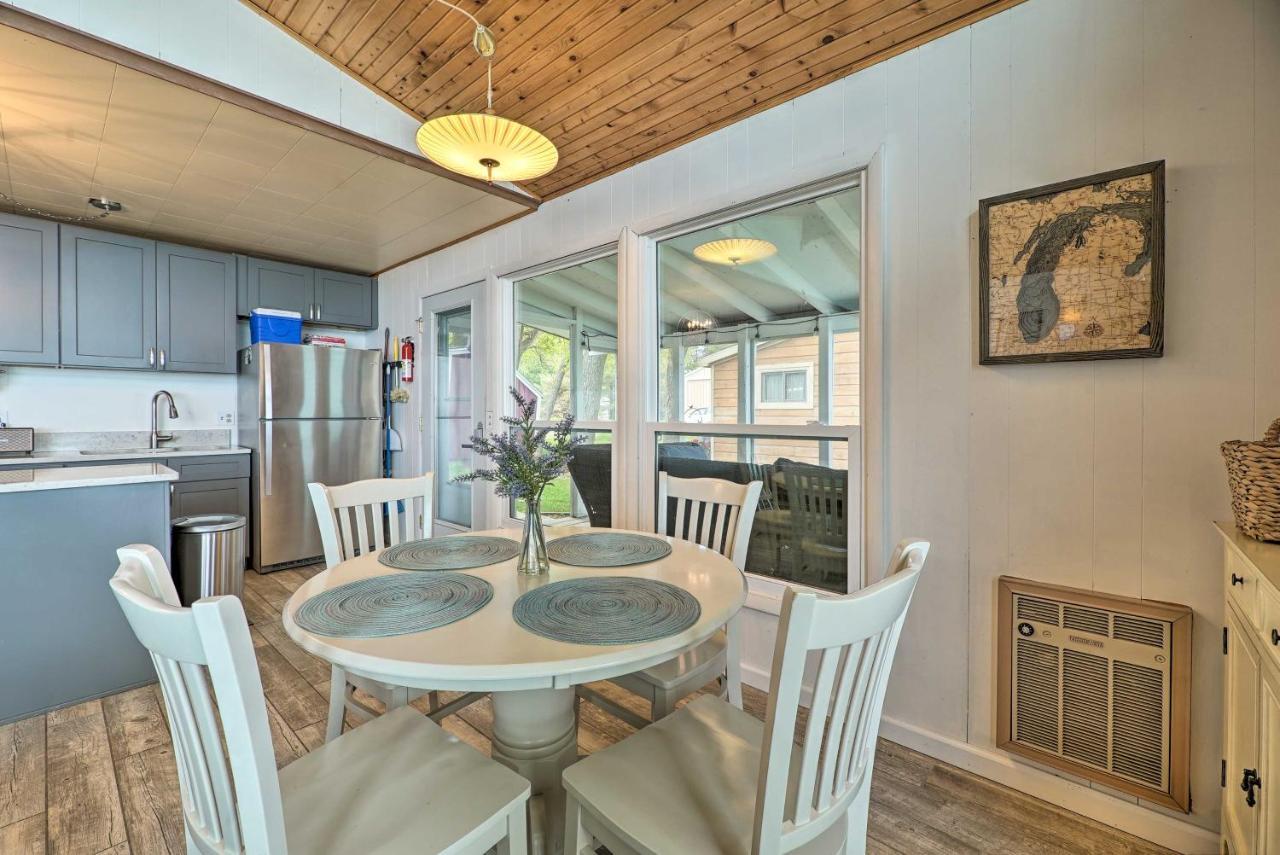 Lakefront Cottage Near Wineries And State Parks! Міерс Екстер'єр фото